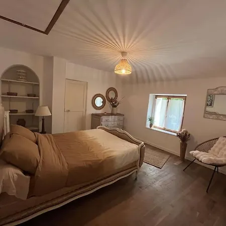 Holiday home Jolie Maison Pleine De Charme *